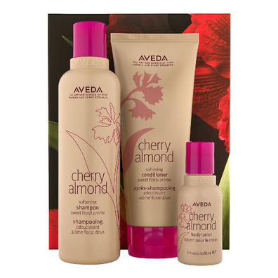 Set natalizio Aveda Cherry Almond ™